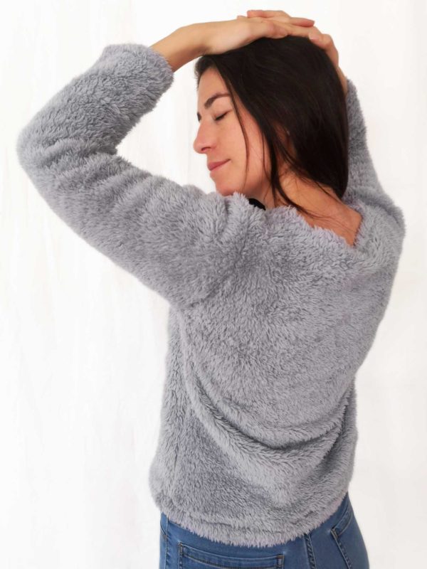 Sweater Peluche Gris